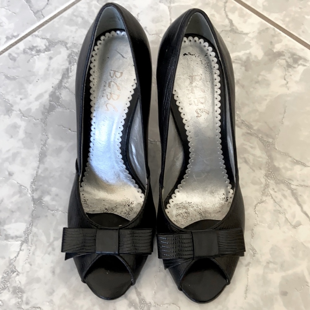 Size 6 BCBG Black Heels